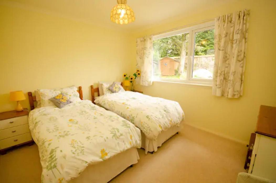 Comforts In Peaceful 2 Acres Сasa de vacaciones Inverness