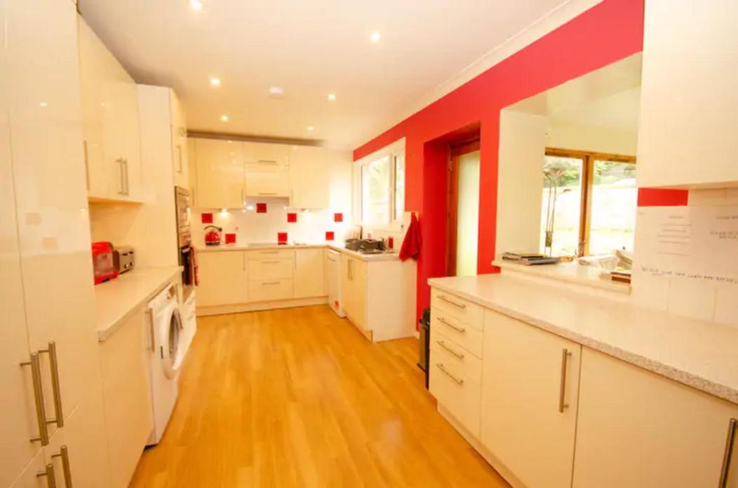 Сasa de vacaciones Comforts In Peaceful 2 Acres Inverness