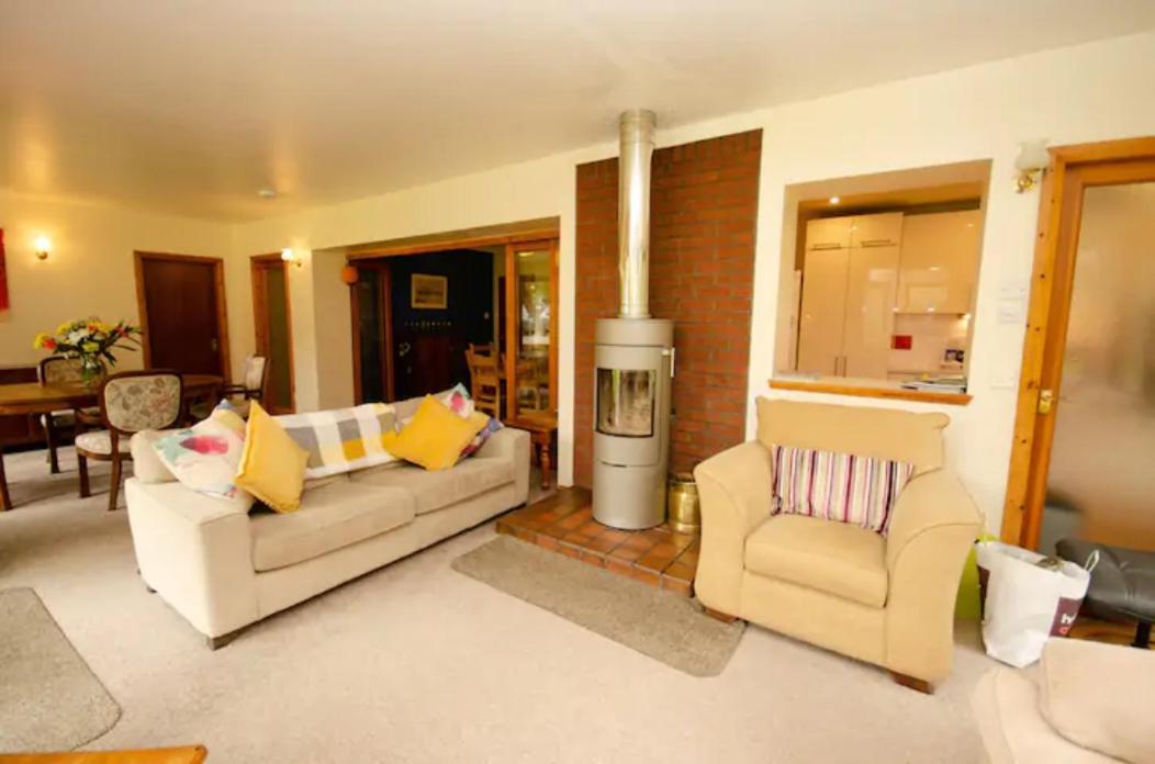 Сasa de vacaciones Comforts In Peaceful 2 Acres Inverness