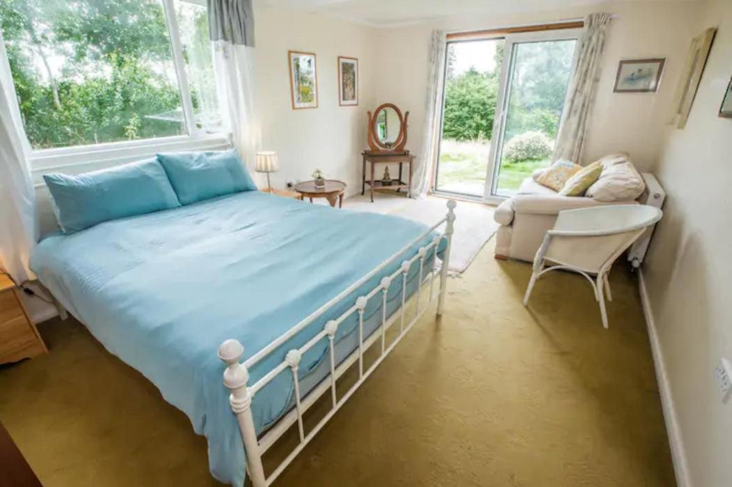 Сasa de vacaciones Comforts In Peaceful 2 Acres *